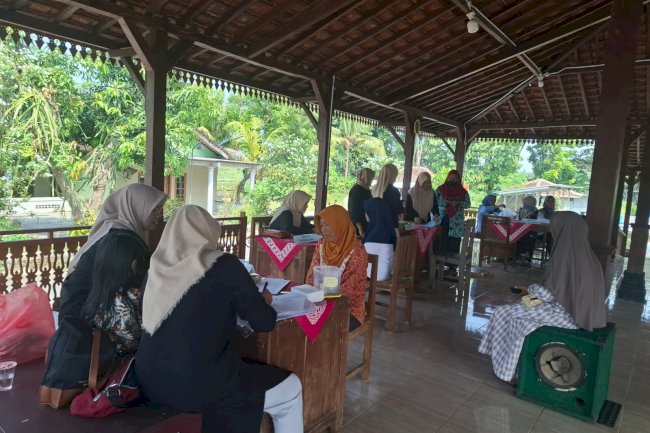 POSBINDU DESA SANGGRAHAN BULAN MEI 2024 DI PENDOPO SADRANAN WIROREJAN