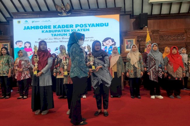 Selamat, Raih Juara 3 Posyandu Berprestasi Melati 3 Desa Sanggrahan 