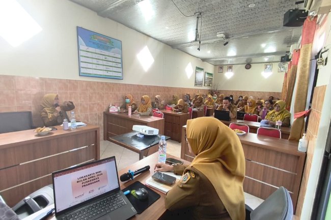 Sinergitas dan Evaluasi Program Melalui Lokmin Bulanan Puskesmas