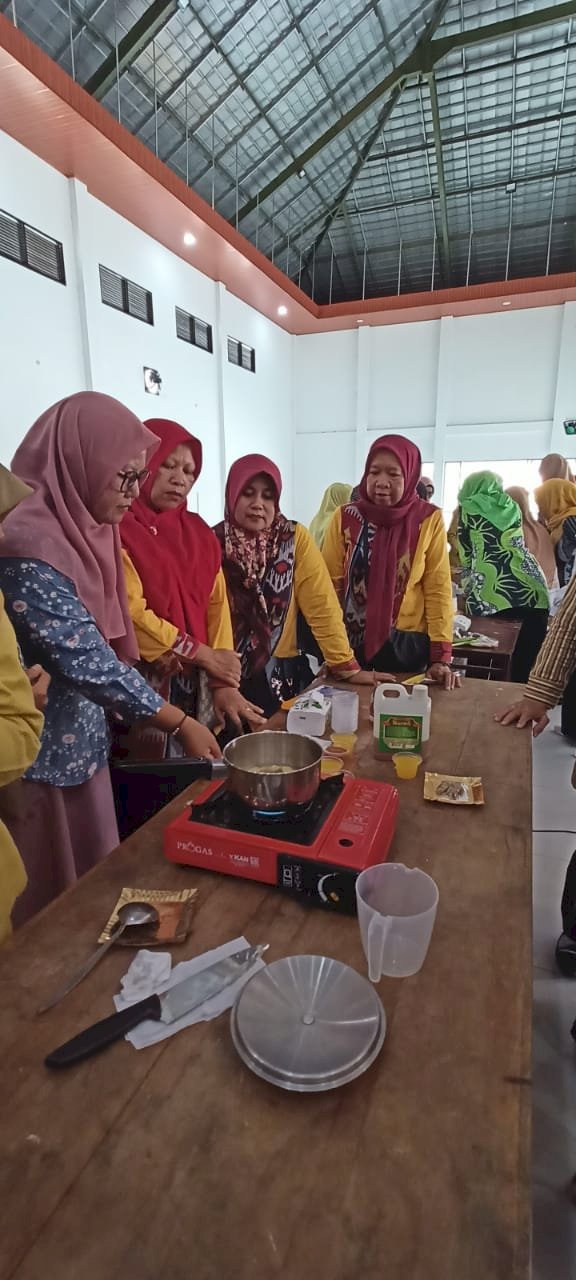 Workshop Pembuatan Teh Insomnia dan Gummy Bapil