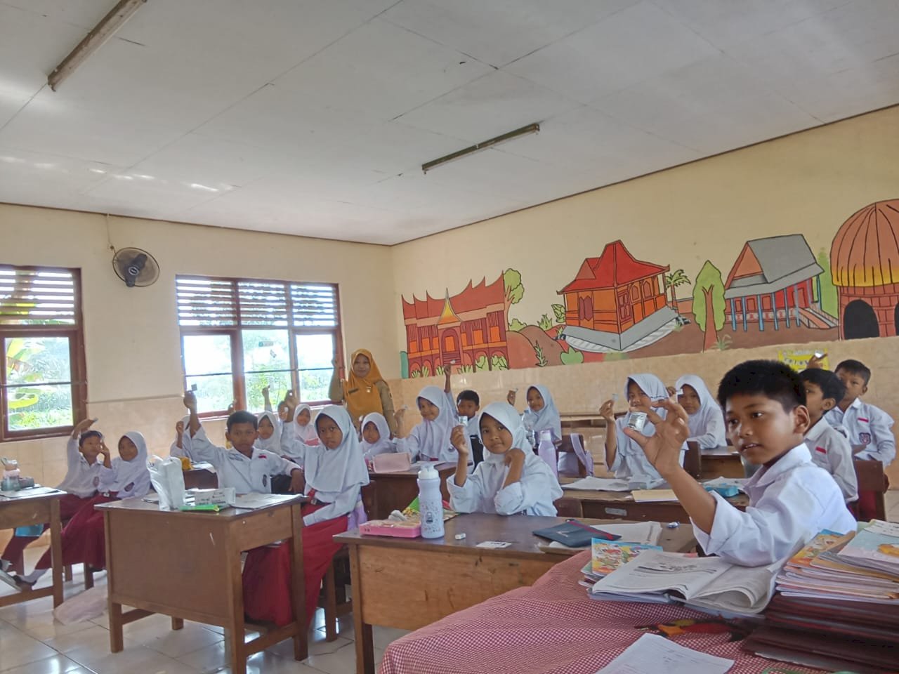 Anak Bebas Cacing, Yuk Berikan Obat Cacing !