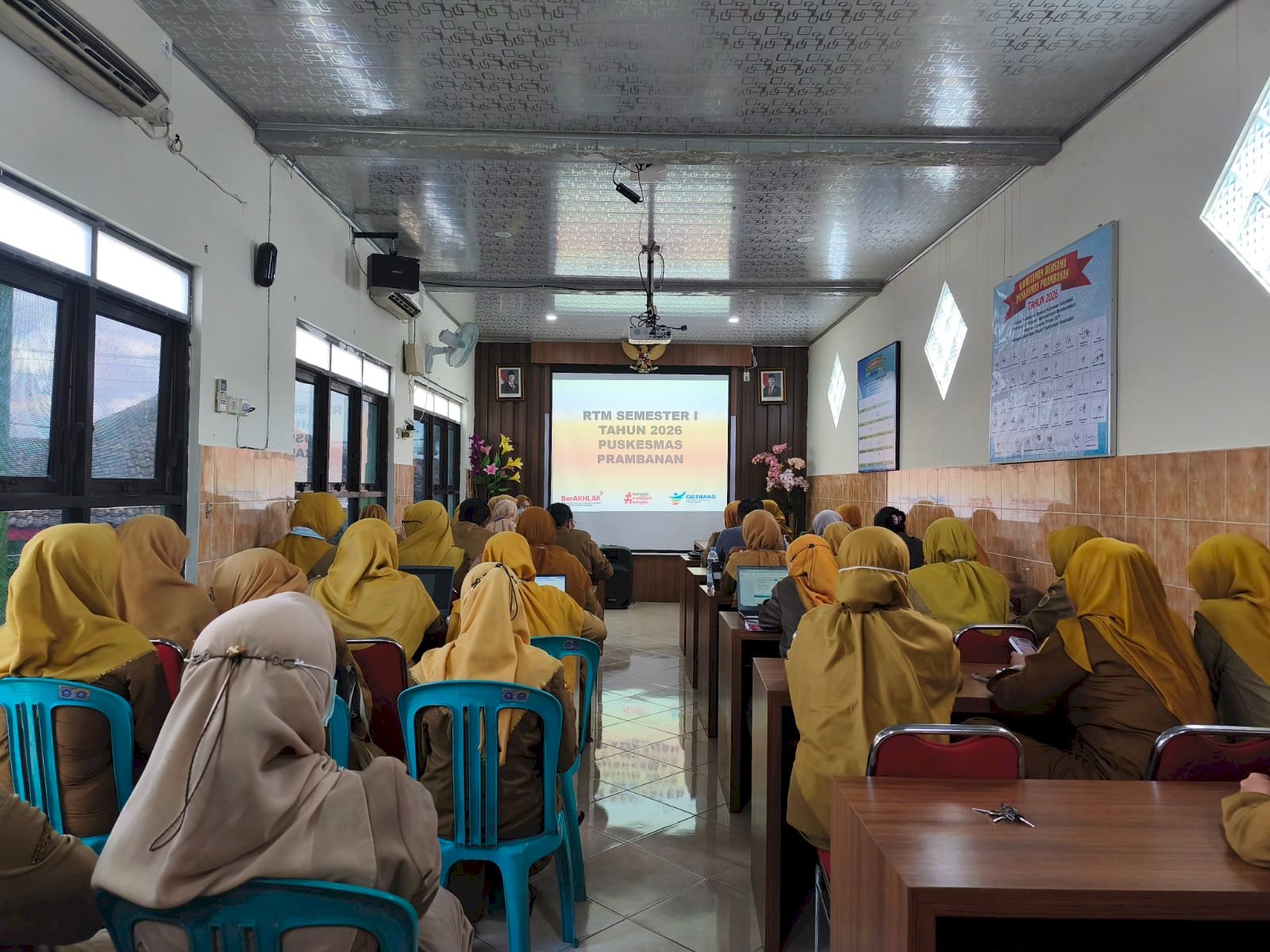 Rapat Tinjauan Mutu Semester 1 Tahun 2026