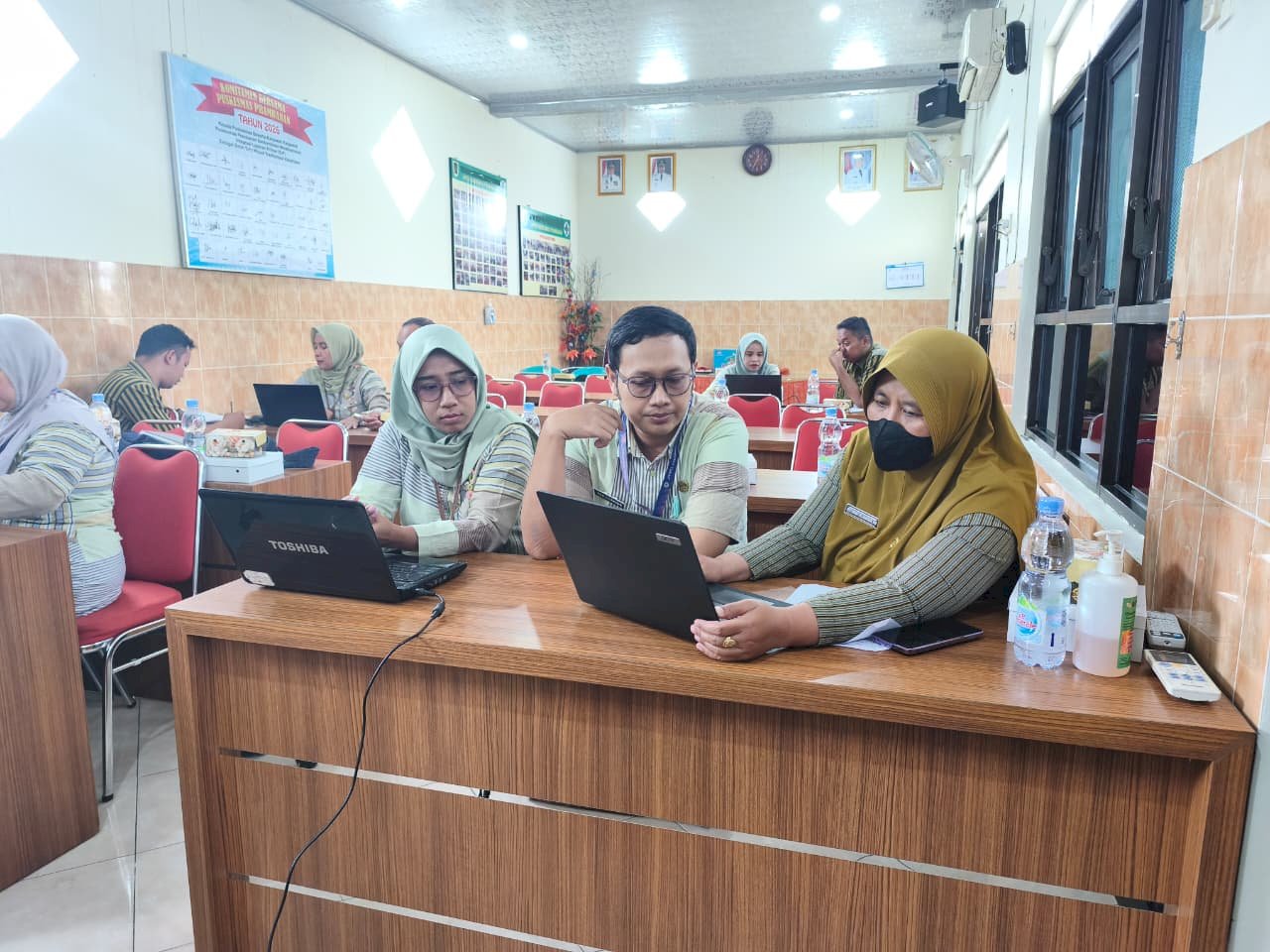 MONITORING & EVALUASI MUTU PUSKESMAS
