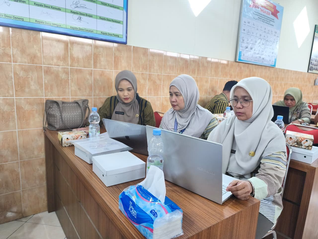 MONITORING & EVALUASI MUTU PUSKESMAS